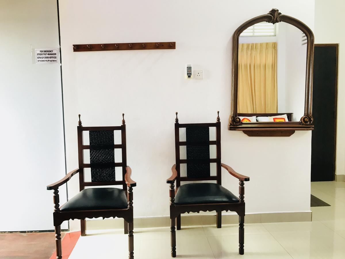 Lake City Resort Anuradhapura Exterior foto